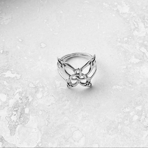 Sterling Silver Thin Celtic Butterfly Ring, Delicate Triquetra Knot Rings - Picture 7 of 12